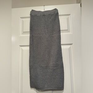 Gray pencil skirt! Can be dressed up or worn casually!
